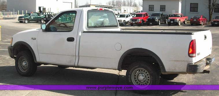 image for item 3248 1997 Ford F150 pickup