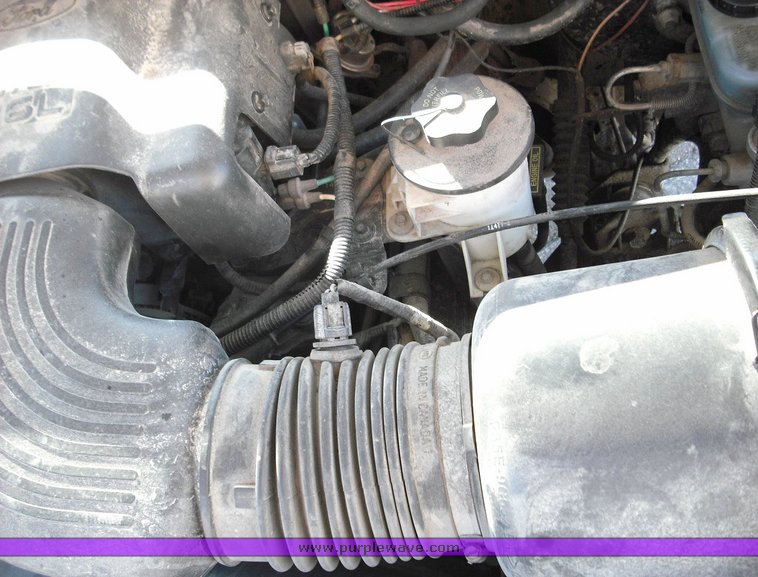 image for item 3248 1997 Ford F150 pickup