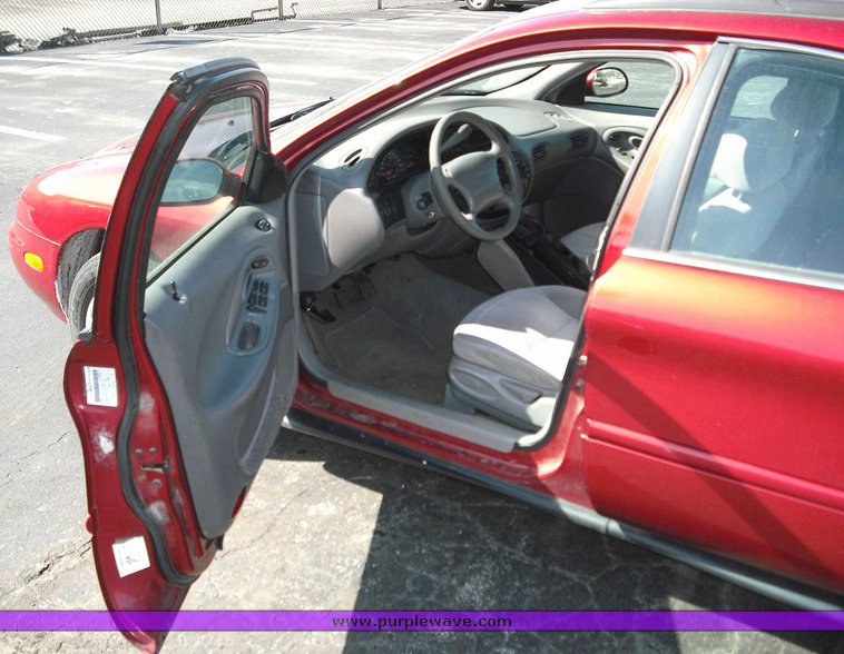 image for item 3249 1997 Ford Taurus GL wagon