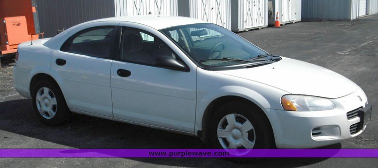 image for item 3250 2003 Dodge Stratus SE