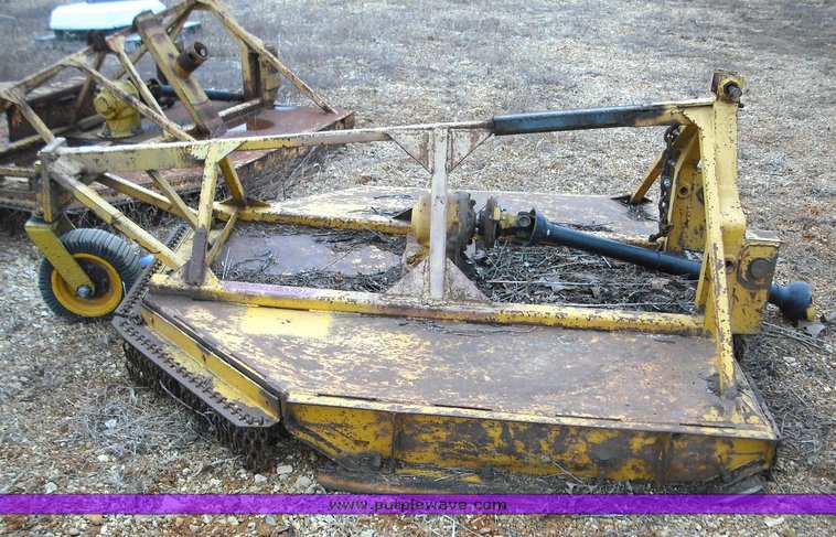 image for item 3252 Bushhog 6' brush mower