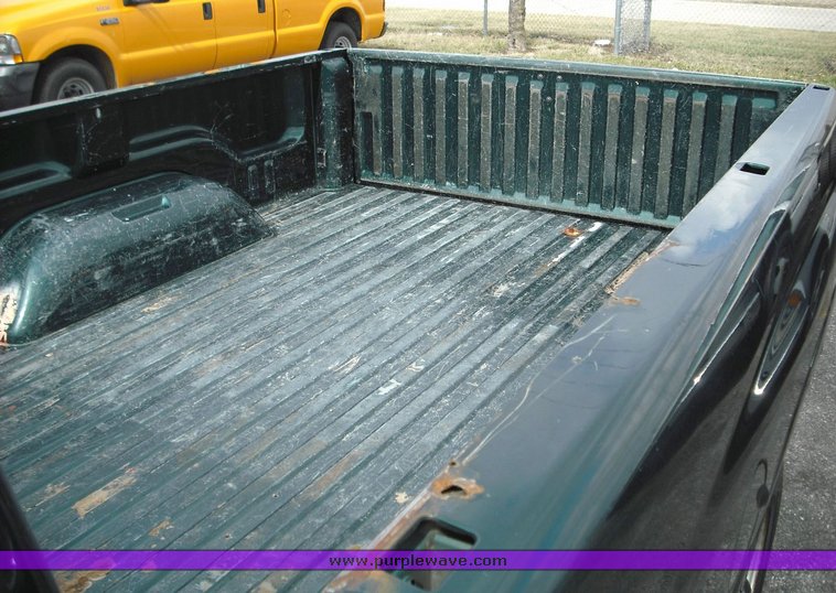 image for item 3256 1999 Dodge Ram 1500 pickup
