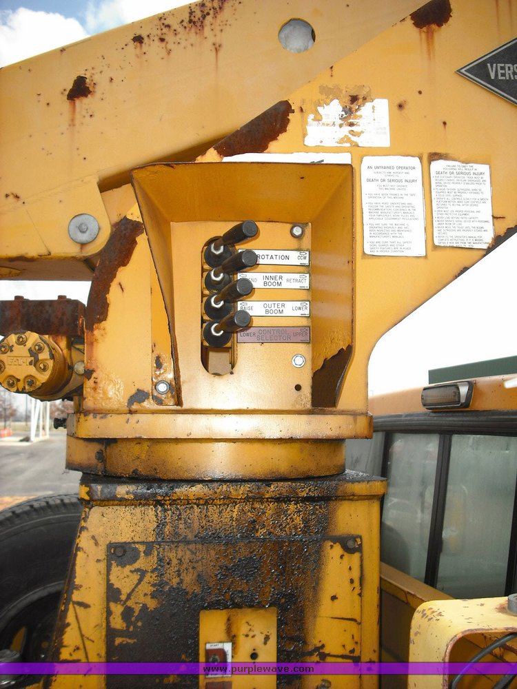 image for item 3259 1993 Ford F Super Duty bucket truck