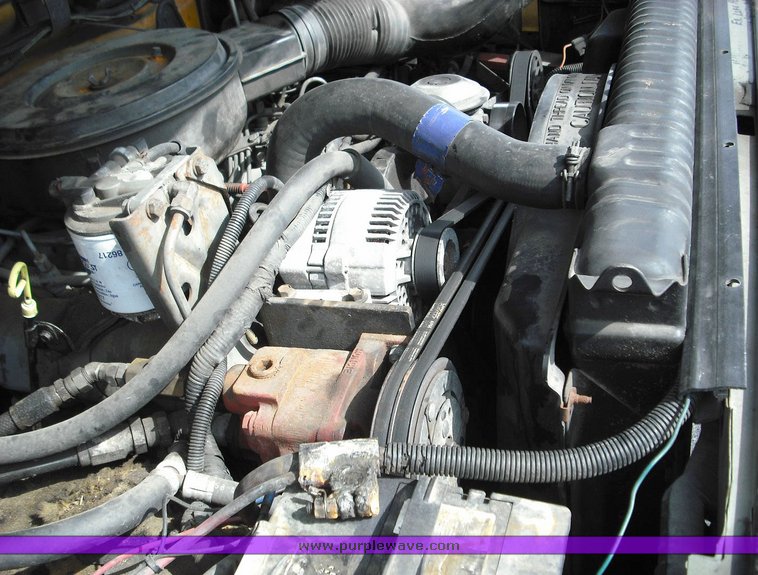 image for item 3259 1993 Ford F Super Duty bucket truck