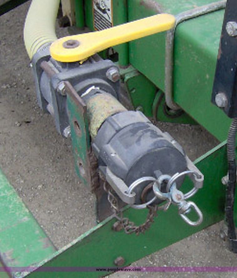 image for item 1200 1998 John Deere 1750 MaxEmergePlus Vacumeter Conservation planter