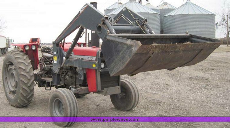 image for item 1500 Massey-Ferguson 285 tractor
