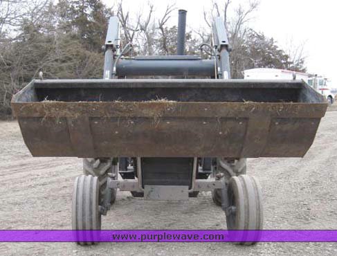 image for item 1500 Massey-Ferguson 285 tractor