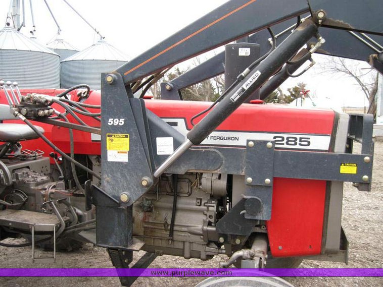 image for item 1500 Massey-Ferguson 285 tractor