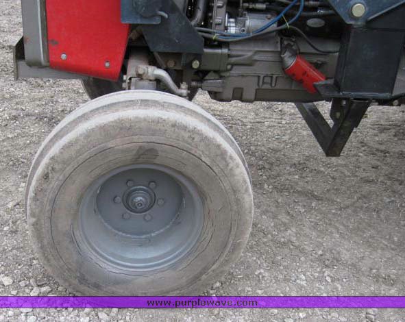 image for item 1500 Massey-Ferguson 285 tractor