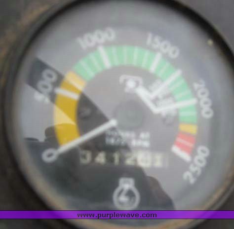 image for item 1500 Massey-Ferguson 285 tractor