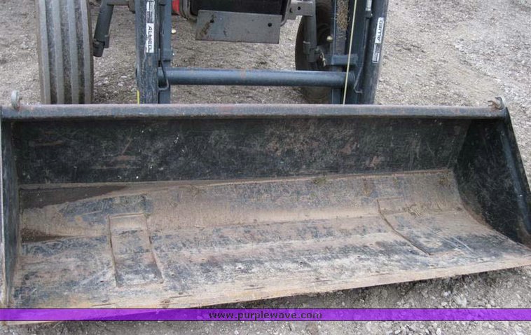 image for item 1500 Massey-Ferguson 285 tractor