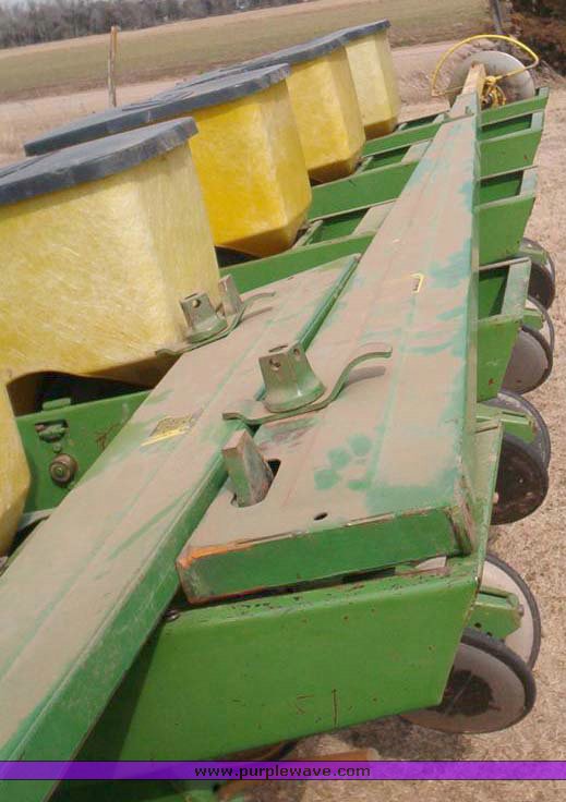 image for item 1760 John Deere 7000 8R30 pull type planter