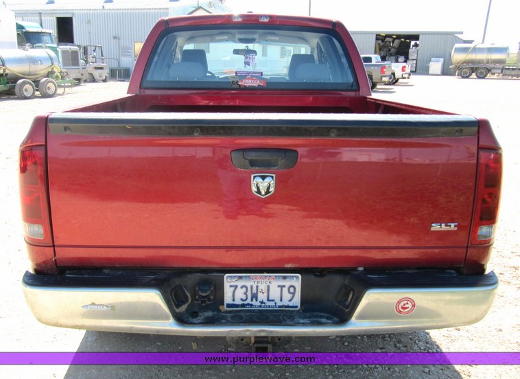 image for item 1901 2006 Dodge 1500 quad cab SLT pickup