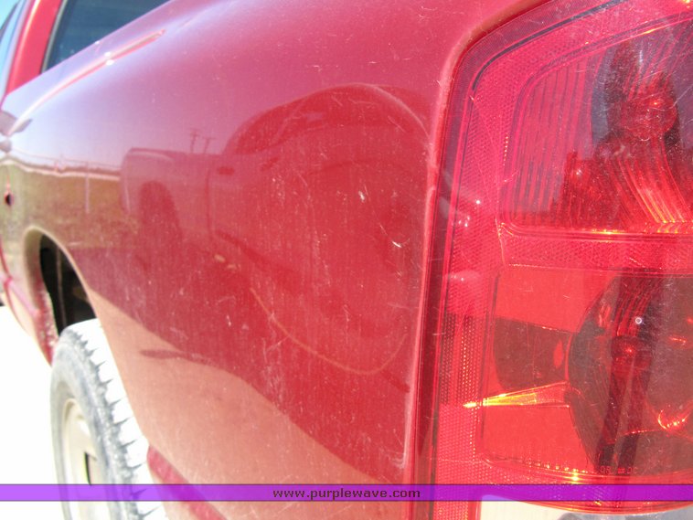 image for item 1901 2006 Dodge 1500 quad cab SLT pickup