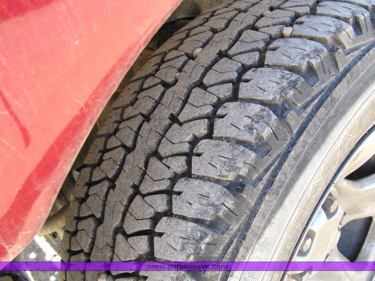 image for item 1901 2006 Dodge 1500 quad cab SLT pickup