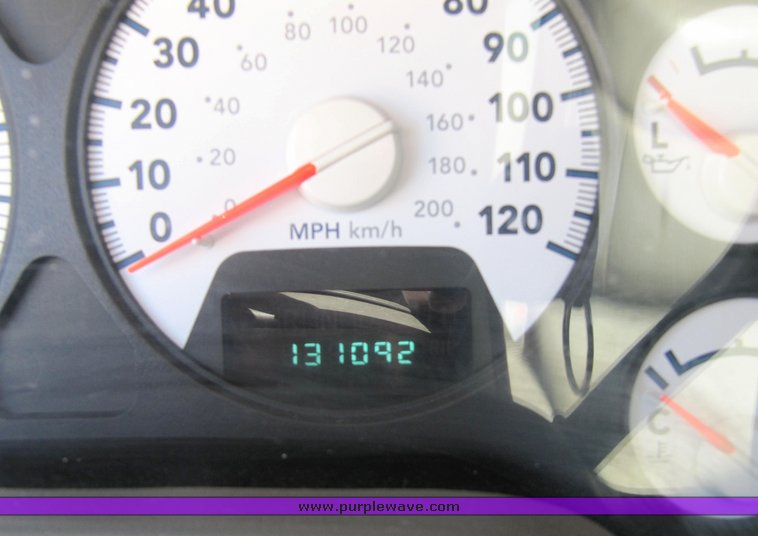 image for item 1901 2006 Dodge 1500 quad cab SLT pickup