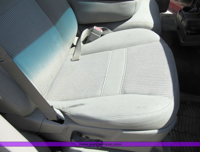 image for item 1901 2006 Dodge 1500 quad cab SLT pickup