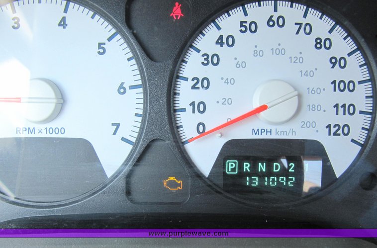 image for item 1901 2006 Dodge 1500 quad cab SLT pickup