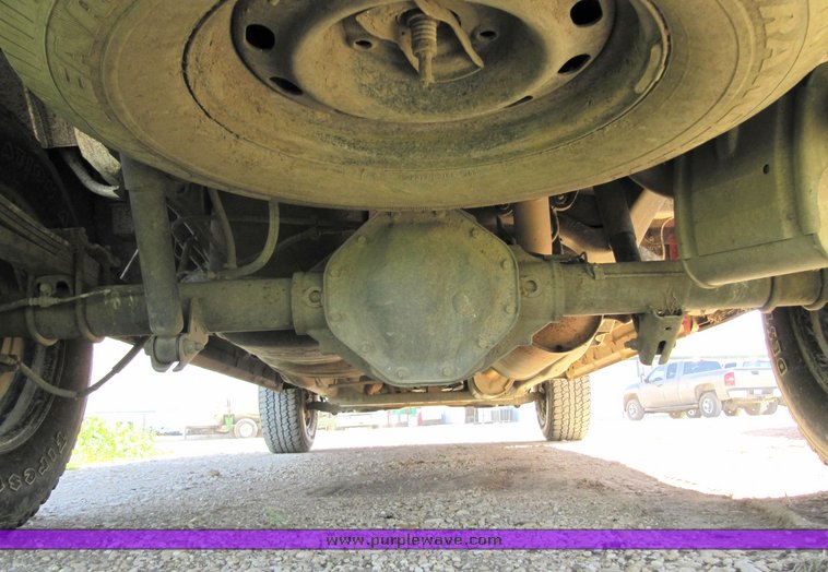 image for item 1901 2006 Dodge 1500 quad cab SLT pickup