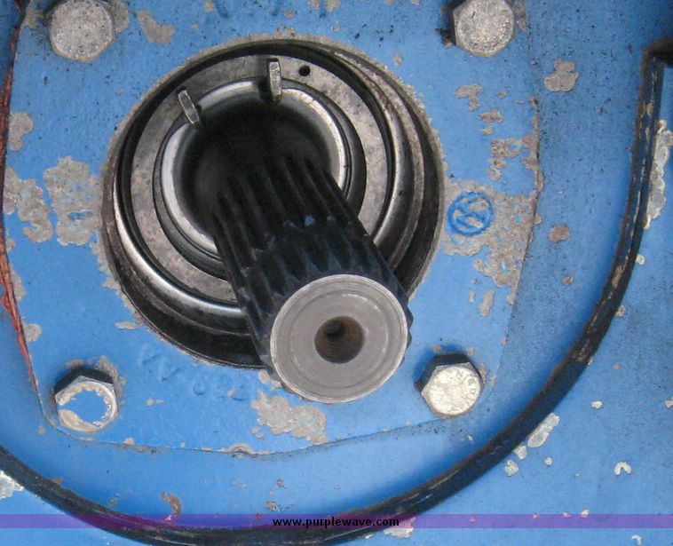 image for item 2000 1993 Ford 8830 MFWD tractor