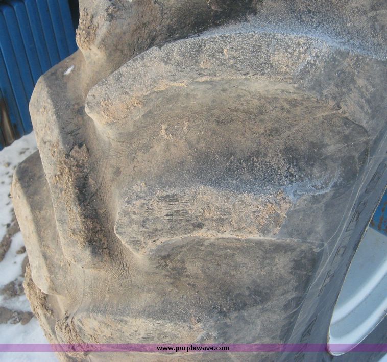 image for item 2000 1993 Ford 8830 MFWD tractor