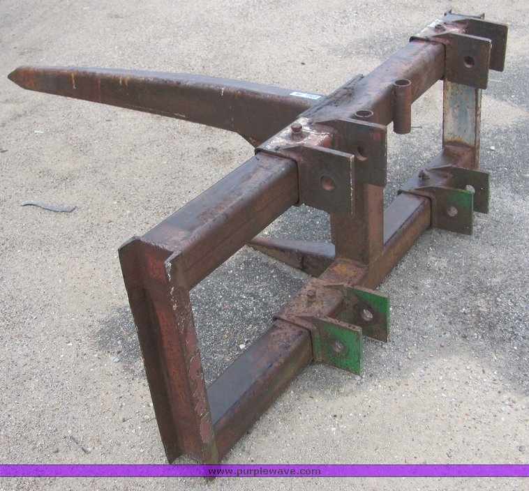 image for item 3005 Bale spear attachment