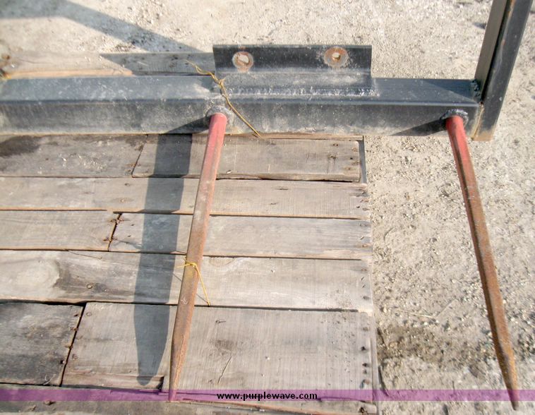 image for item 3088 Big square bale spear