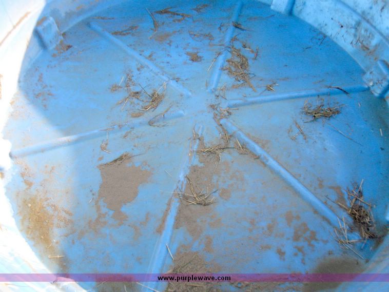 image for item 3090 8' Applegate poly stock tank