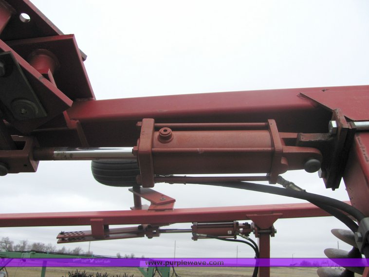 image for item 3216 Case 3900 32' disc