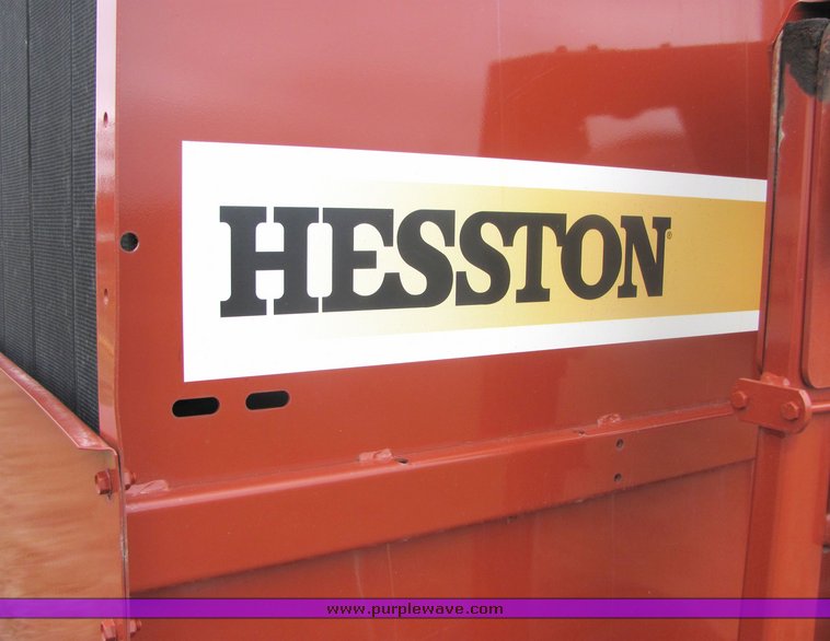 image for item 3218 2003 Hesston 956A round baler