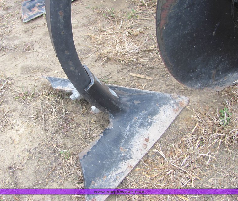 image for item 3227 Landoll 2000 16' field cultivator