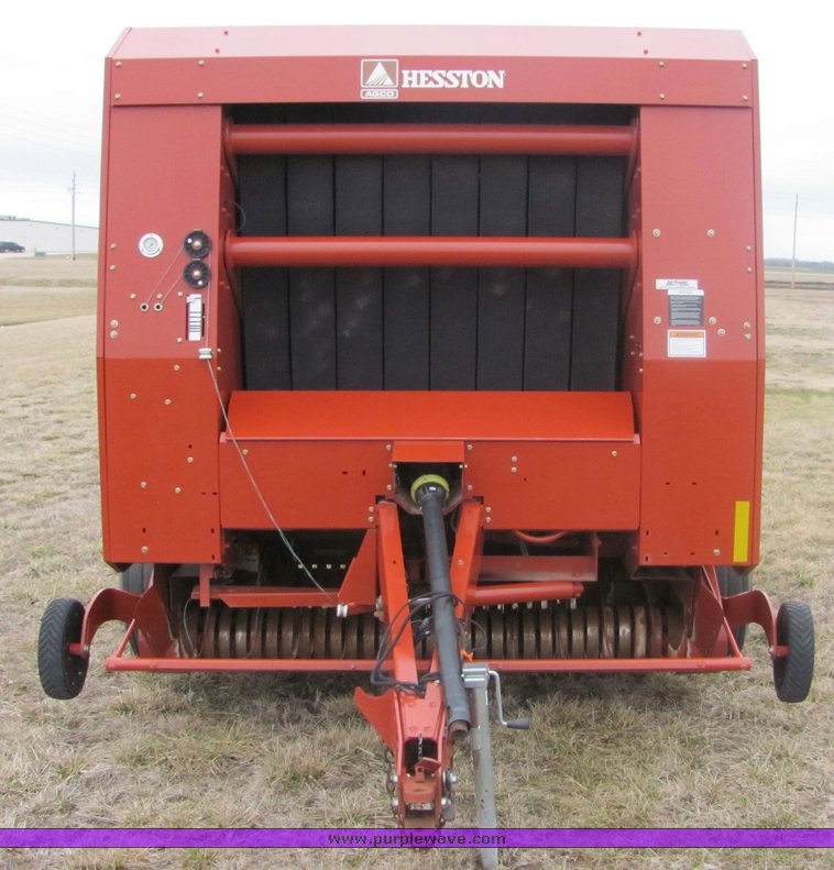 image for item 3231 2003 Hesston 956A mesh wrap round baler