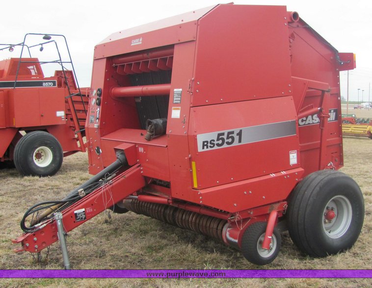 image for item 3233 Case RS551 round baler