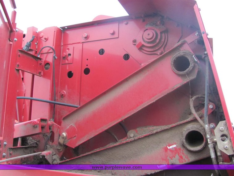 image for item 3233 Case RS551 round baler