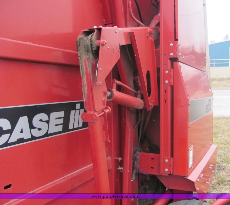 image for item 3233 Case RS551 round baler
