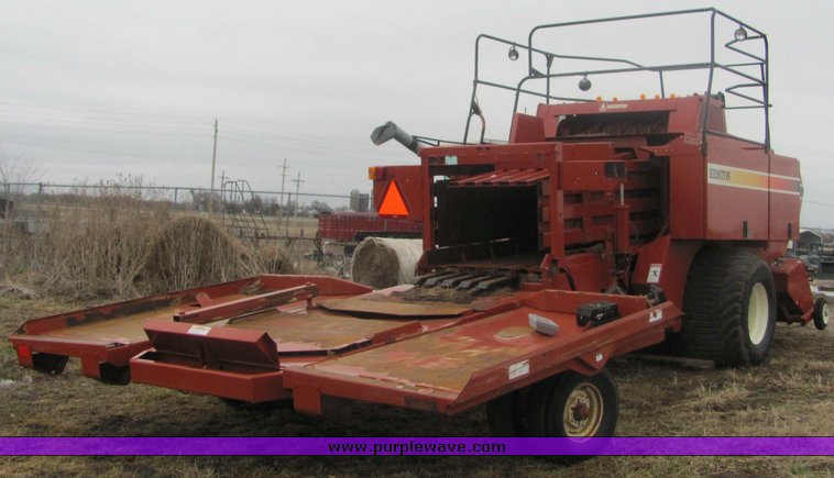 image for item 3234 2002 Hesston 4790 3x4 large square baler