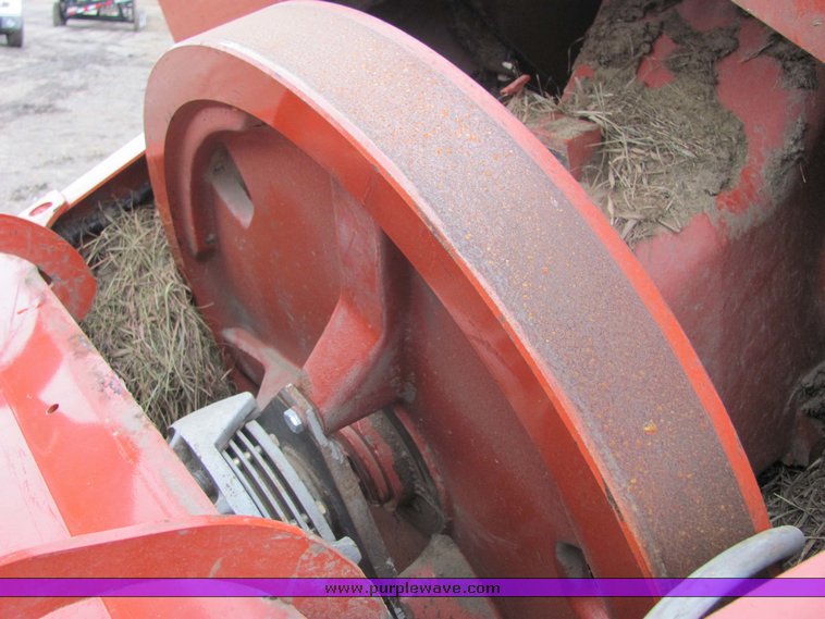 image for item 3234 2002 Hesston 4790 3x4 large square baler