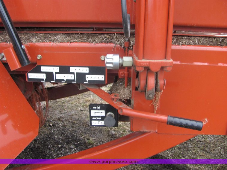 image for item 3234 2002 Hesston 4790 3x4 large square baler