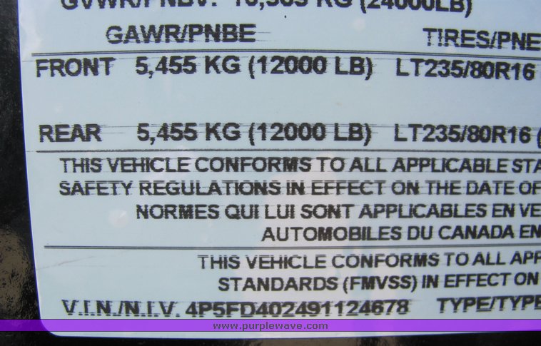 image for item 3317 2009 PJ 40' gooseneck trailer