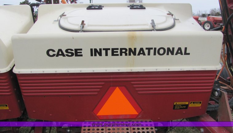 image for item 3323 1993 Case 900 drill