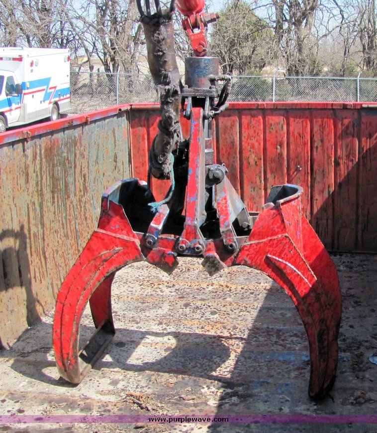 image for item 3382 1985 International S1954 tandem truck