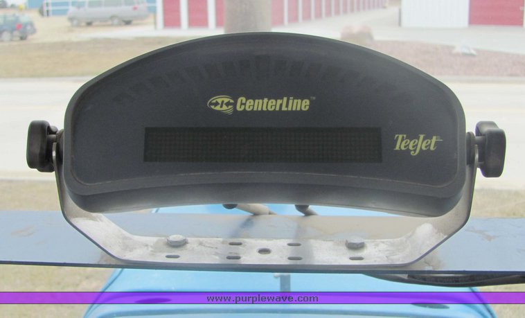 image for item 3439 1986 Ford TW25 tractor