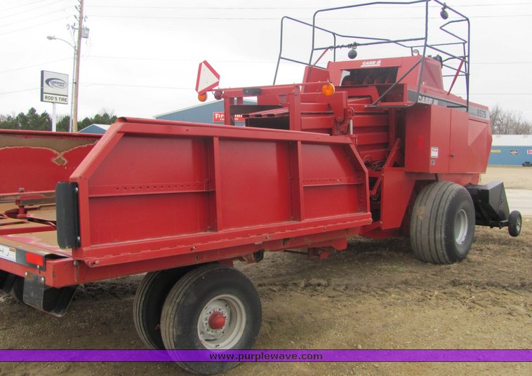 image for item 3442 Case 8575 silage special large square baler