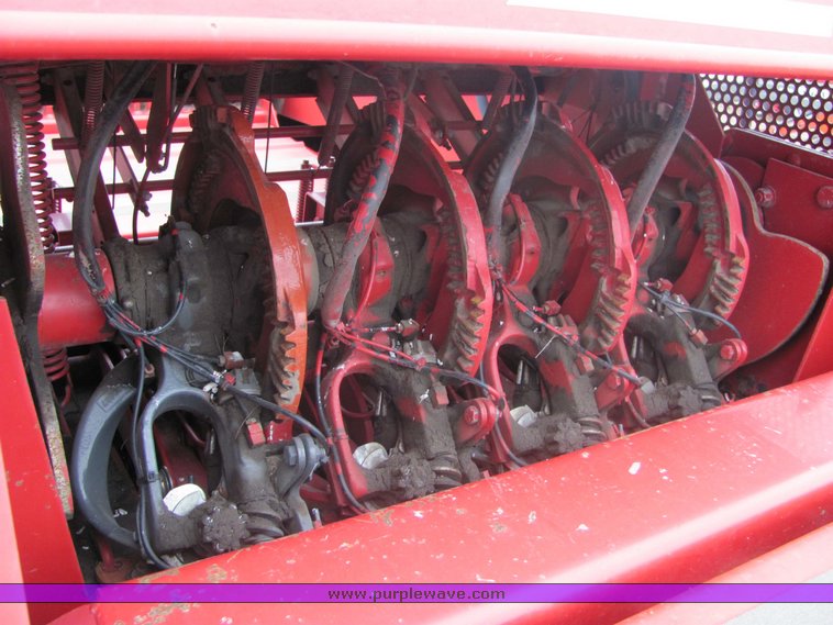 image for item 3442 Case 8575 silage special large square baler