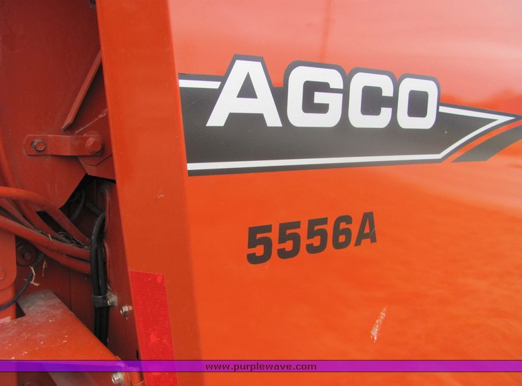 image for item 3443 2007 Hesston 5556A round baler