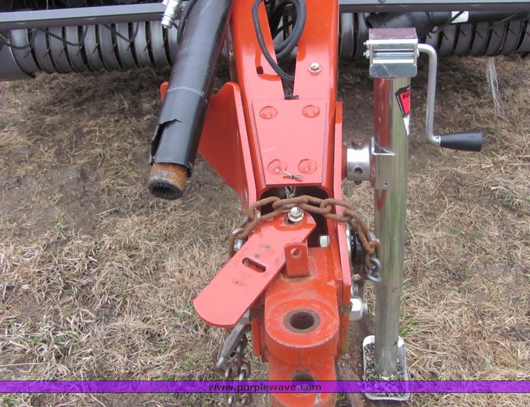 image for item 3443 2007 Hesston 5556A round baler