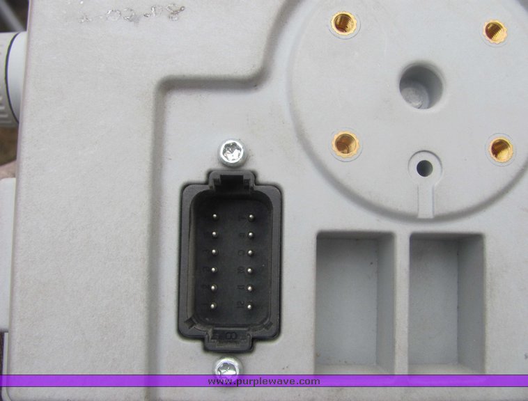 image for item 3443 2007 Hesston 5556A round baler