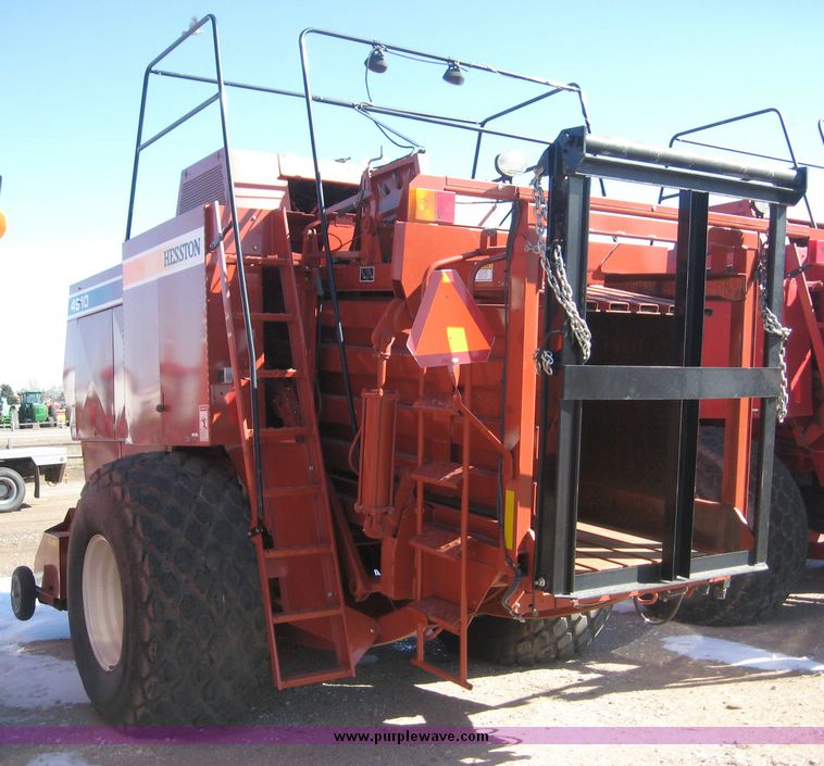 image for item 3925 2005 Hesston 4910 large square baler with bales chute