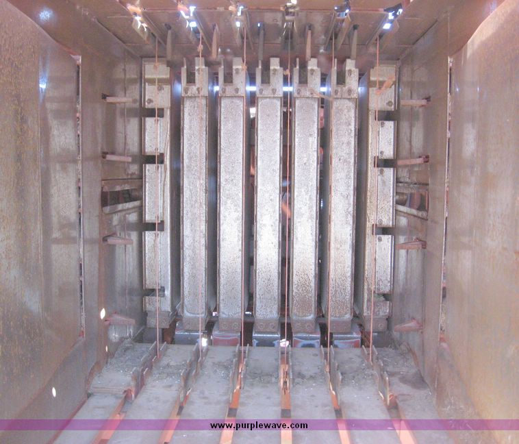 image for item 3925 2005 Hesston 4910 large square baler with bales chute