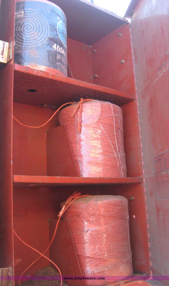 image for item 3925 2005 Hesston 4910 large square baler with bales chute